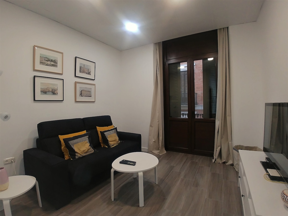 Successful Airbnb property: Historic Center Apartment, Cathedral, WIFI, JAMCE in Soho