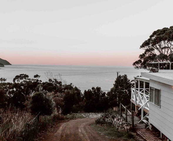 The Wayfarer ~ Stunning water views