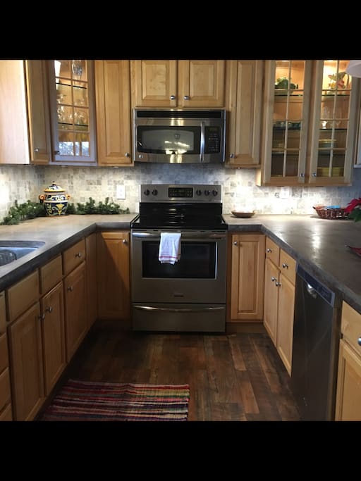 Gourmet kitchen