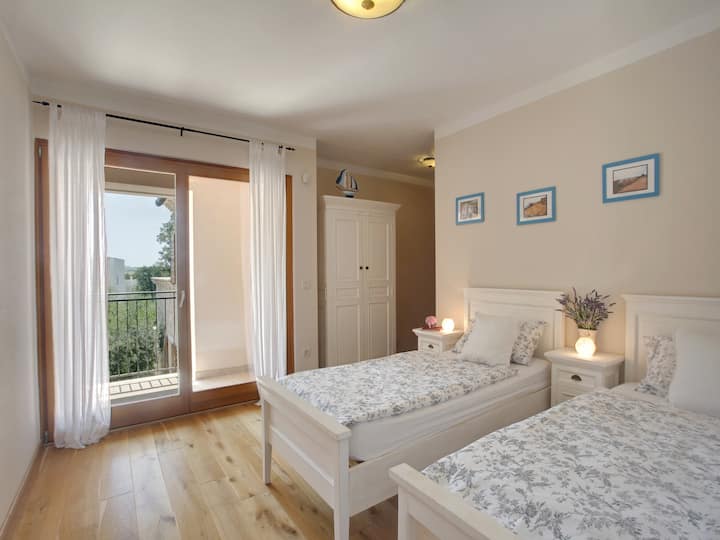 Вила Нина спалня 1