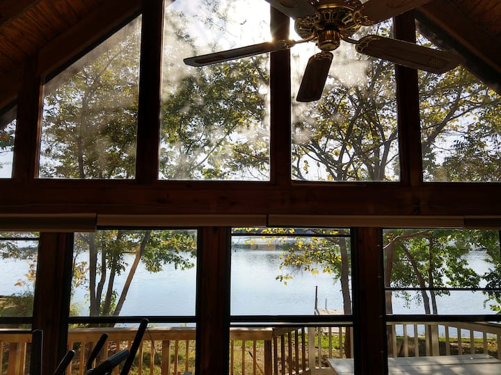 pogled iz dnevnog boravka.