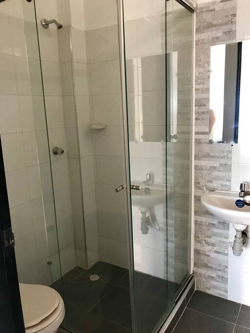 BAÑO HABITACION