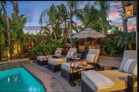 Kimberlys 6 Bedroom with Salt Pool & Spa