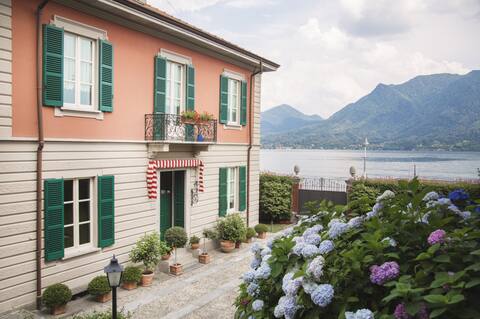 Villa Belvedere & Luxury Beach - Lake Maggiore
