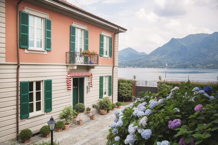Villa Belvedere & Luxury Beach - Lake Maggiore