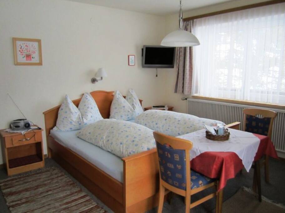 Doppelzimmer mit Balkon