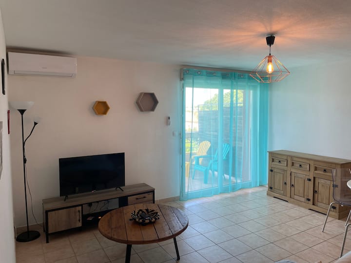 Arles Appartement Climatisé Proche Centre-ville - Arlés