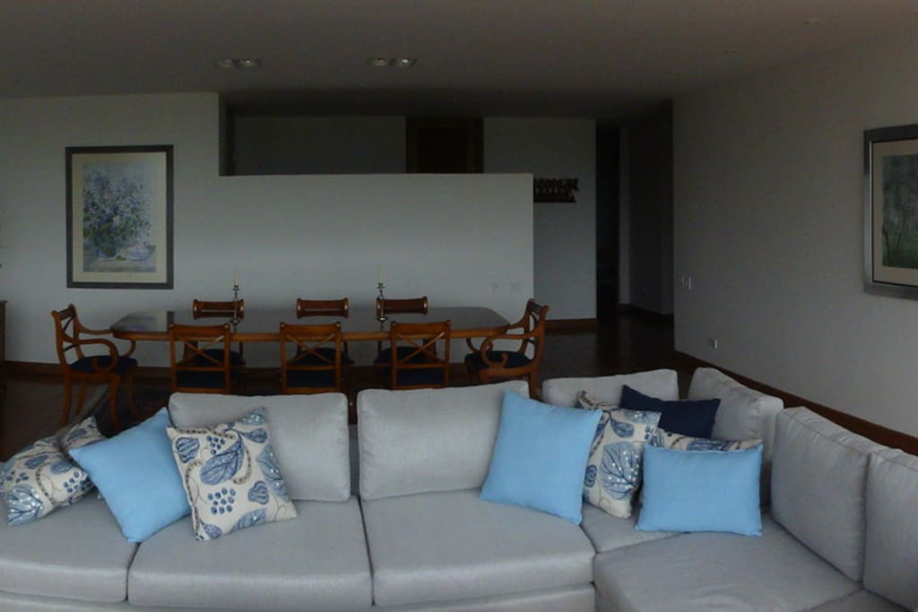 Living room/Dining room