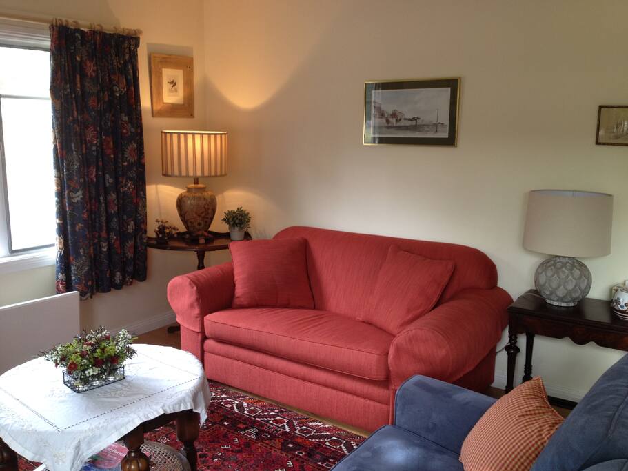 Lounge with plenty of light