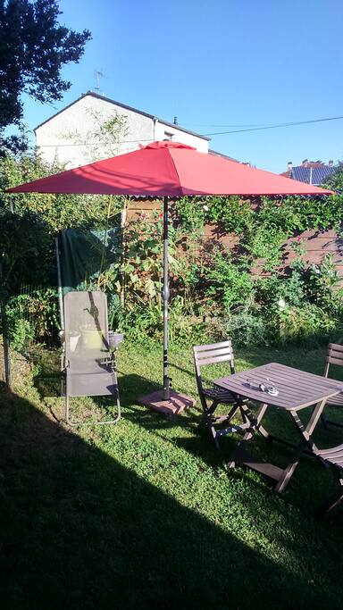 Jardin privatif en été