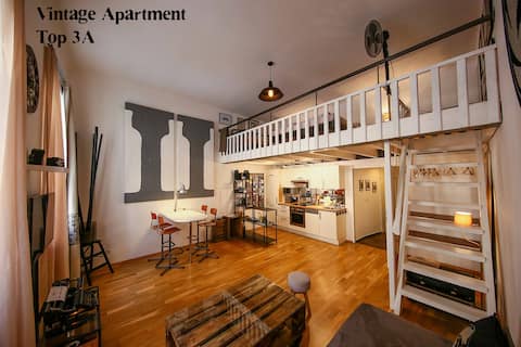 Vintage Studio Apartment,city