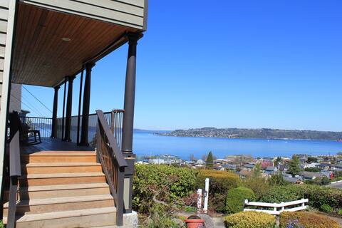 Sleeps 11  Tacoma, Best neighborhood, Best views!
