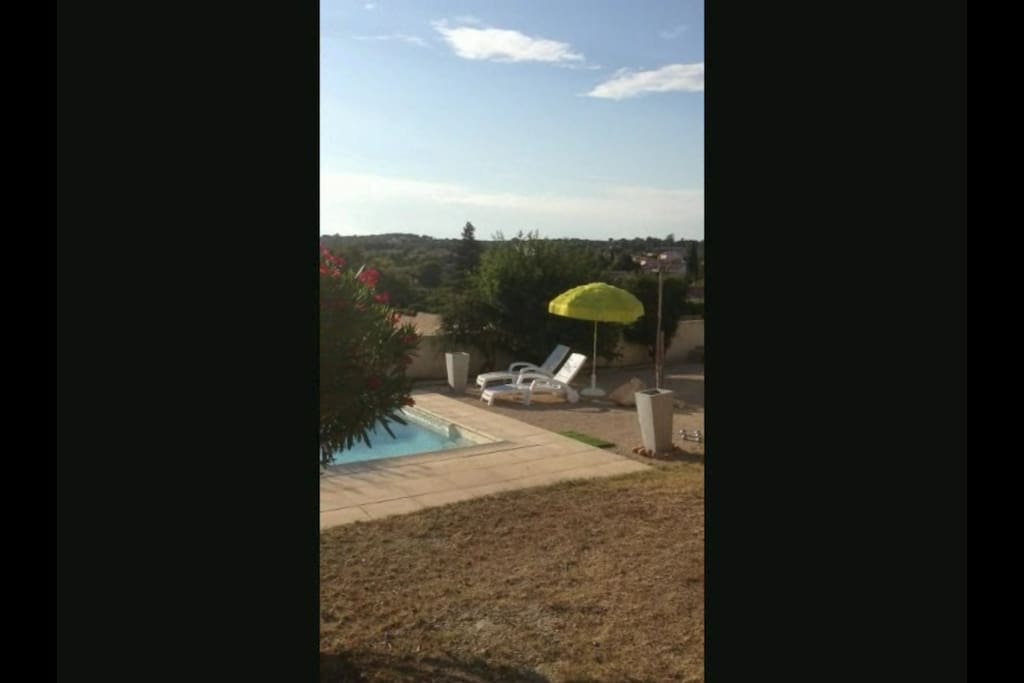Villa Lentisques - abords piscine