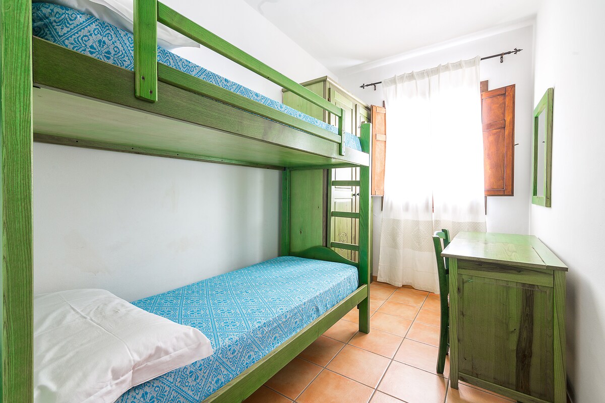 غرفة النوم 2