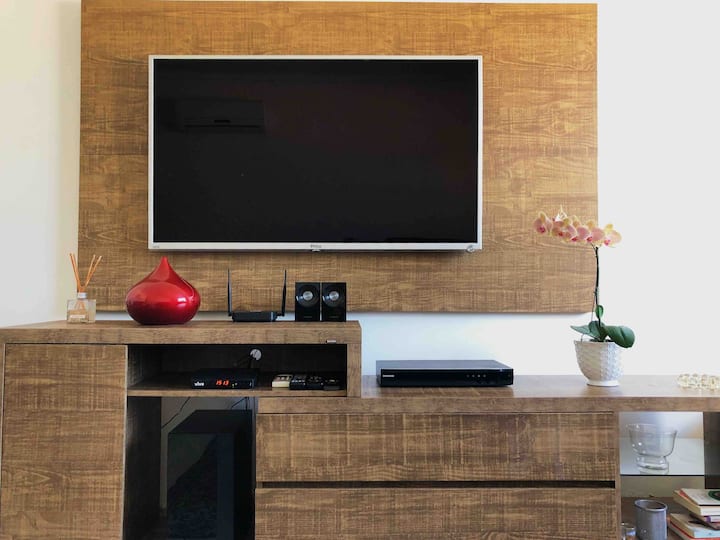 Veliko 4k platno za vas i vašu obitelj za gledanje tog filma!