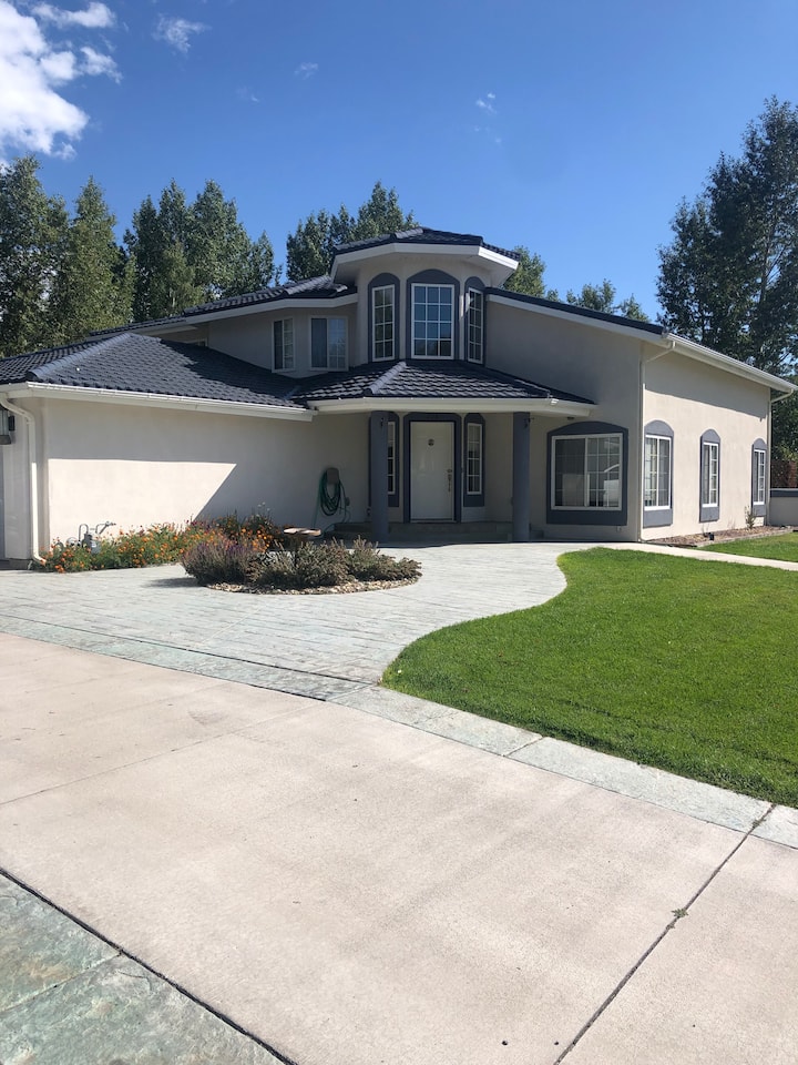 Top 10 Airbnb Vacation Rentals In Alamosa, Colorado Updated 2024