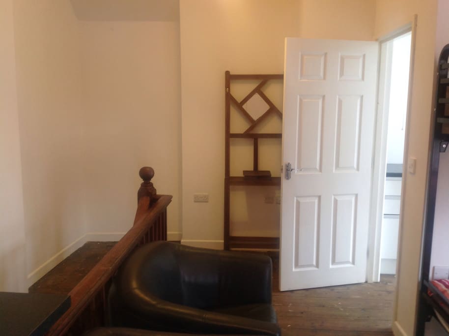 Entrance area / storage