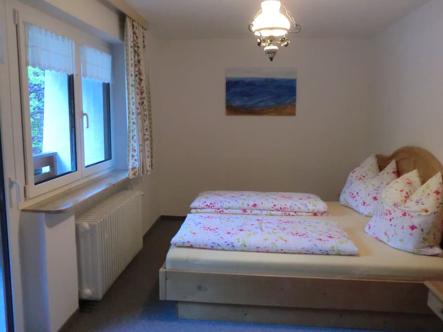 Schlafzimmer 2