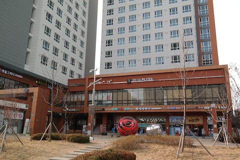 New Open(Dec. 2016)/ Near Hongdae/ 1 Min Metro 2,9