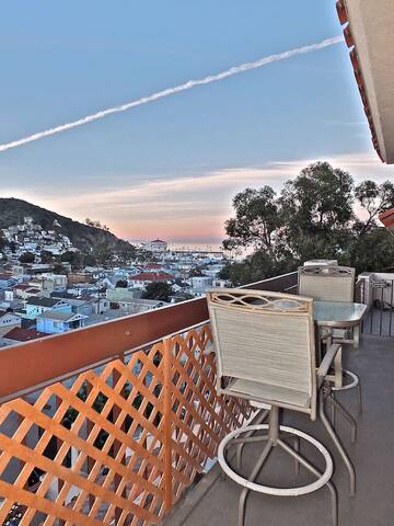 Beautiful Multi-Unit Paradise Retreats B37 and B45 gallery image 2