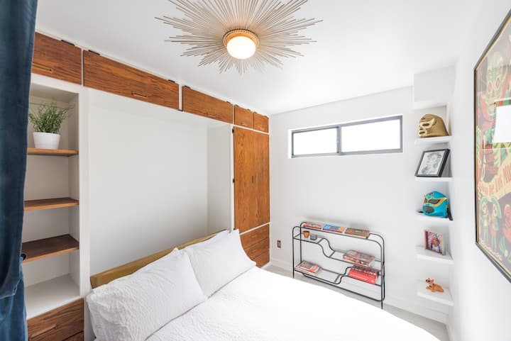Full-size Murphy Bed with Serta Memory Foam Mattress