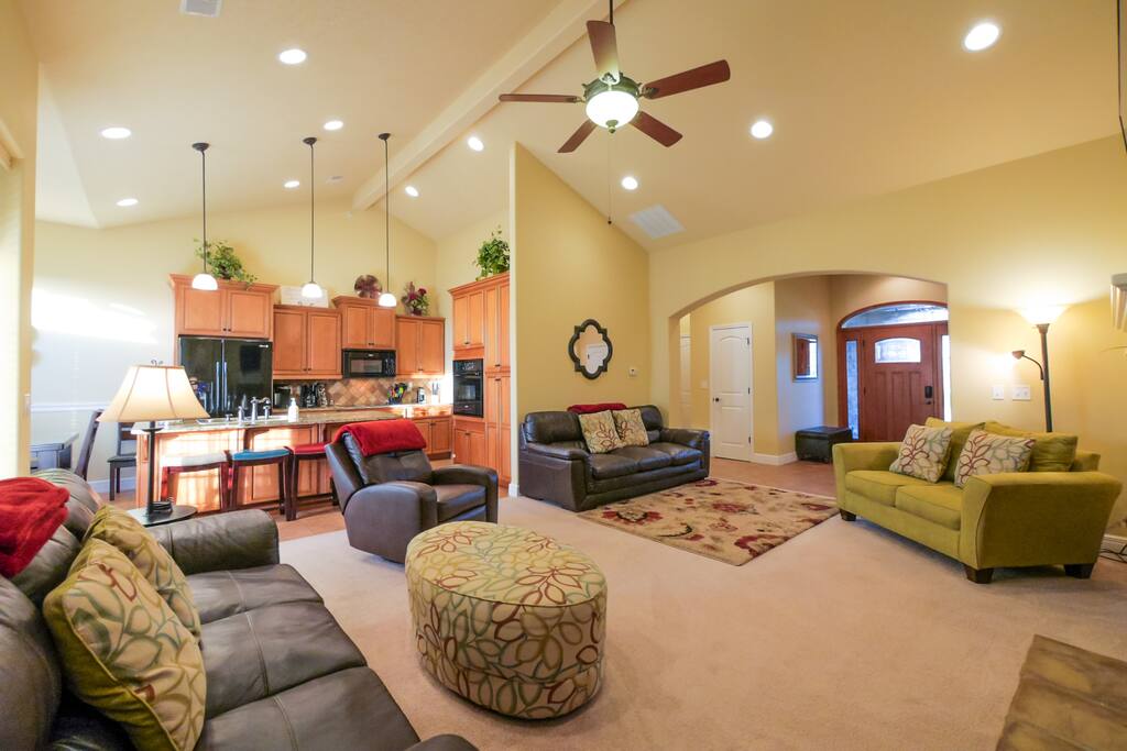 Plenty of meeting space for your group