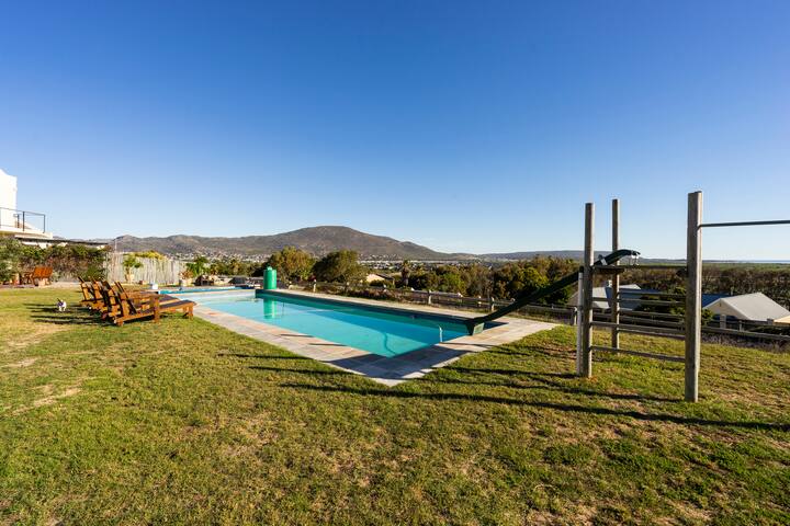 Stable Cottage with a view gallery image 4