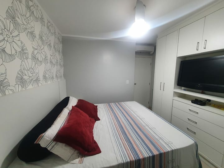 غرفة النوم 1 - جناح بسرير بحجم كبير