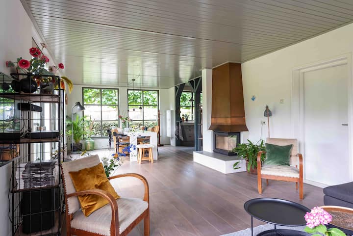 Villa, Groepsaccommodatie, Trein, Zee, Trampoline - Egmond aan Zee