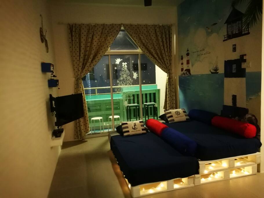Bed setting
