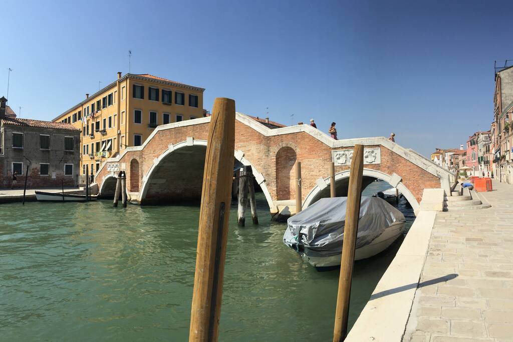 Ponte dei tre Archi vicino