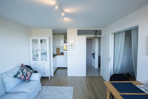 Successful Airbnb property: Cosy 2 room apartment with great view in Alt Moosach