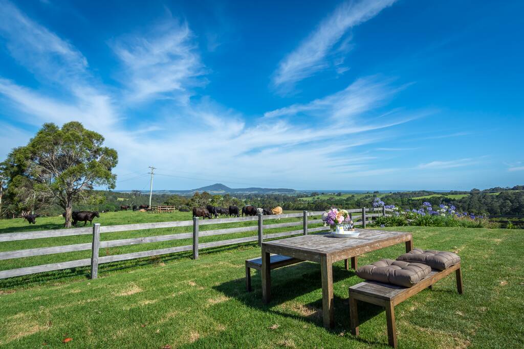 Outdoor seating for alfresco eating and socialising.