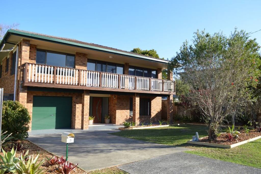 2 car garage with driveway parking