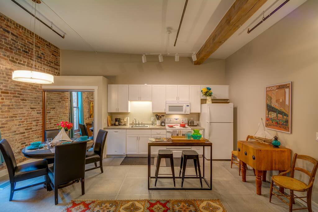 Kitchen/Dining