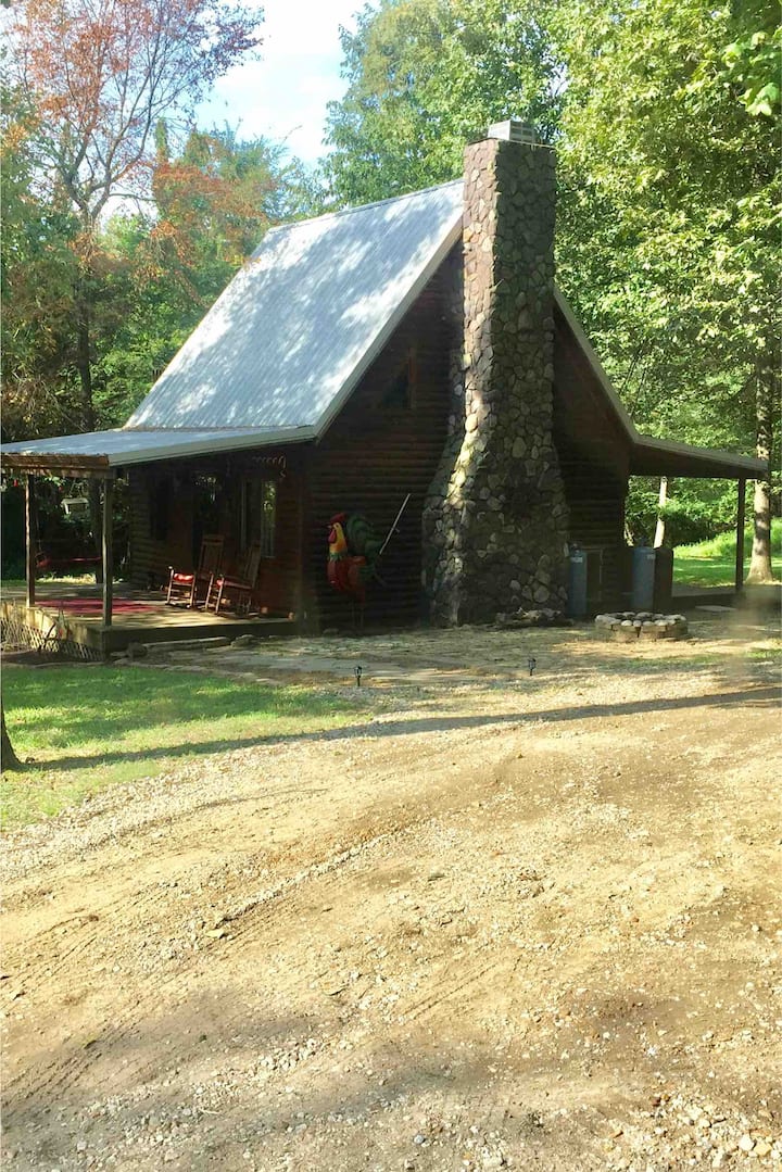 Cozy cabin with pond Cabins for Rent in Paducah, Kentucky, United