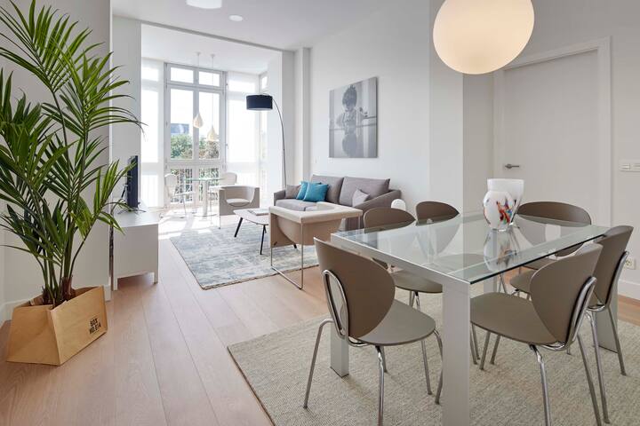 Moon River by FeelFree Rentals gallery image 5