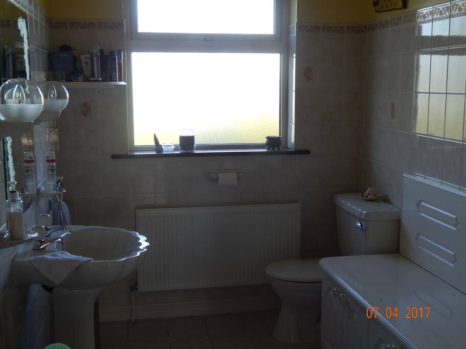 Bathroom with Bath and shower