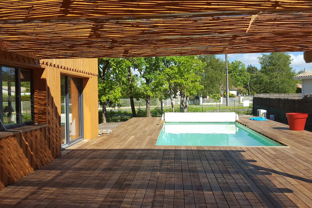 terrasse avec canisses