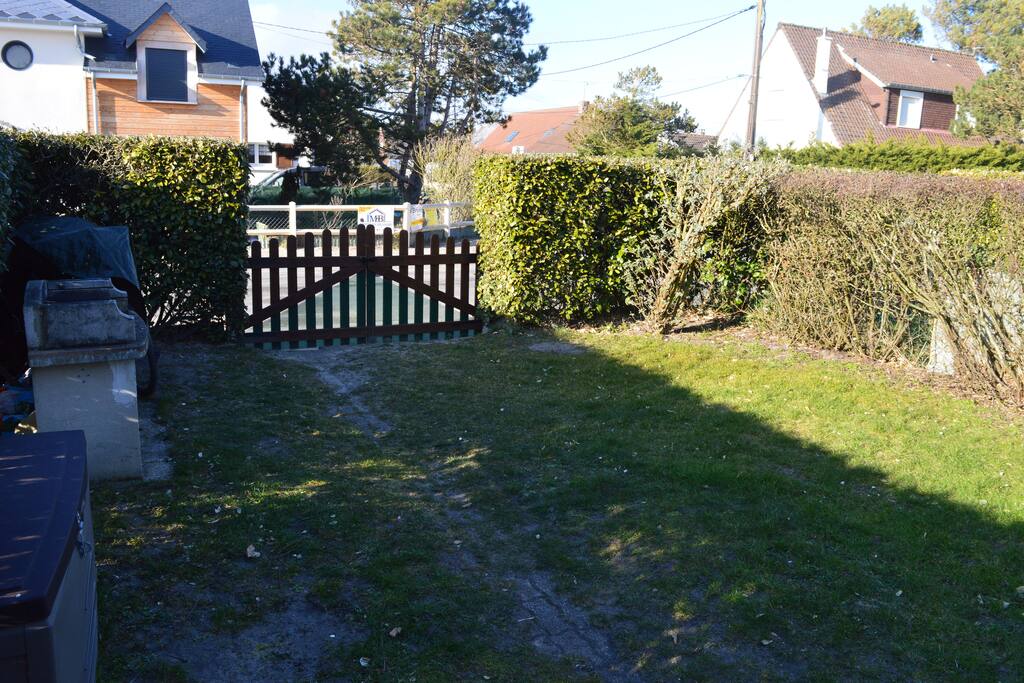 Jardin+barbecue+4 vélos adultes