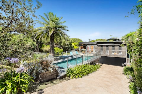 Sorrento Beach Escape