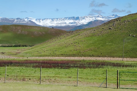 Ukhahlamba Guesthouse, best views in Underberg!