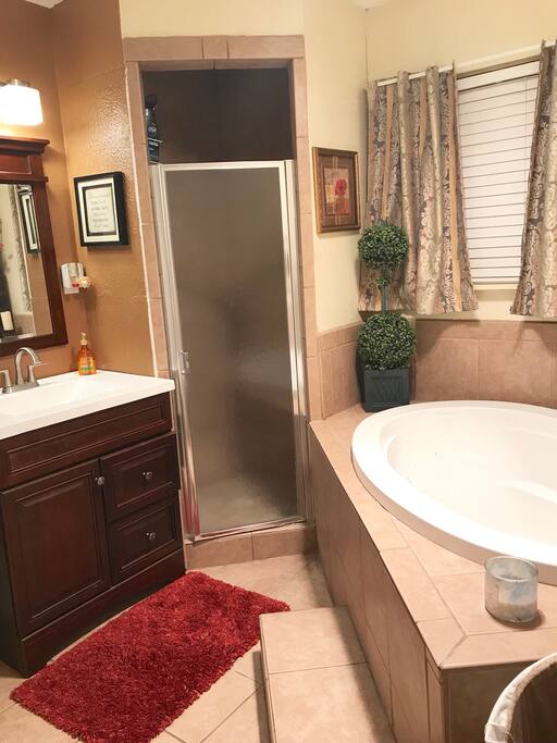 Large modern bathroom. There's the wonderful tub!