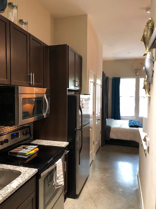 New granite counters and stainless steel appliances