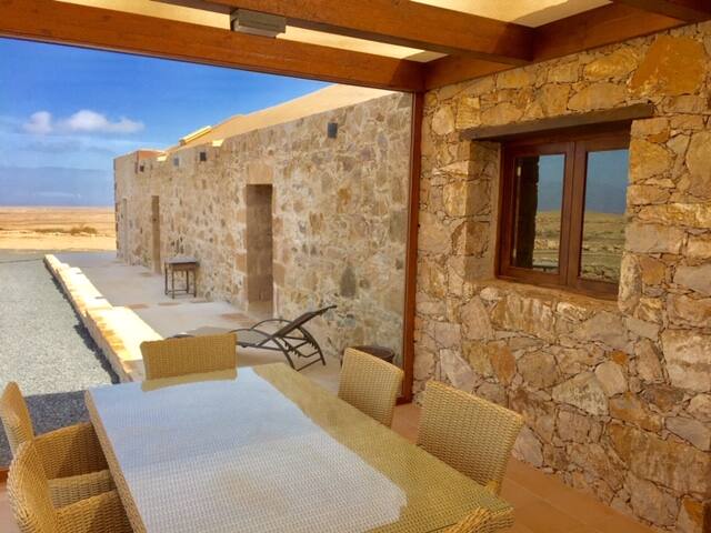 Old house in Tindaya, sea view