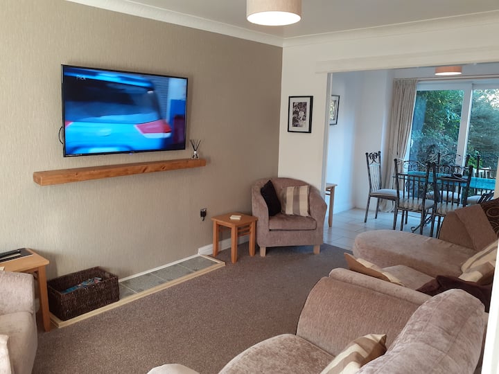 Bluebell 
Cottage Free Wifi Sleeps 7 - Poulton-le-Fylde