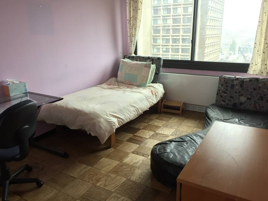 Private bedroom