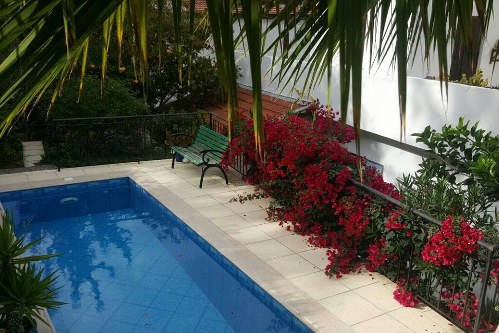 Private pool
