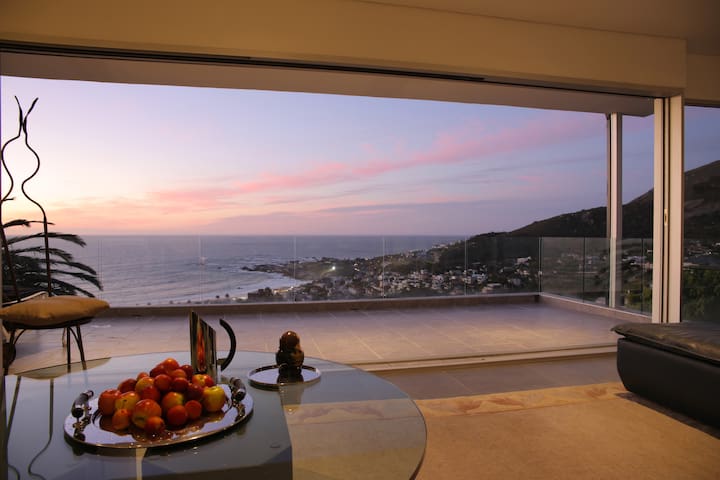 Luxury, modern, Camps Bay, Penthouse Apartment