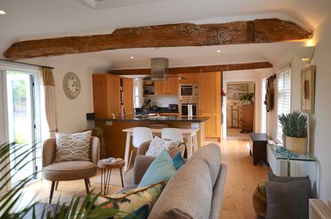 Unique Cottage, Beautiful Views, Ascot, Windsor